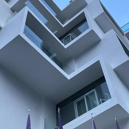 阿斯托利亚公园酒店 滨海略雷特