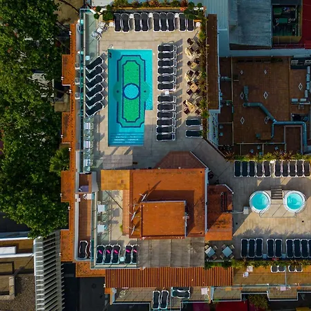 Astoria Park 4*