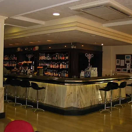 Hotel Astoria Park 4*