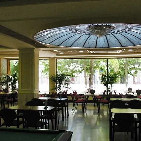 Astoria Park Hotell