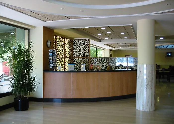 Astoria Park Hotel